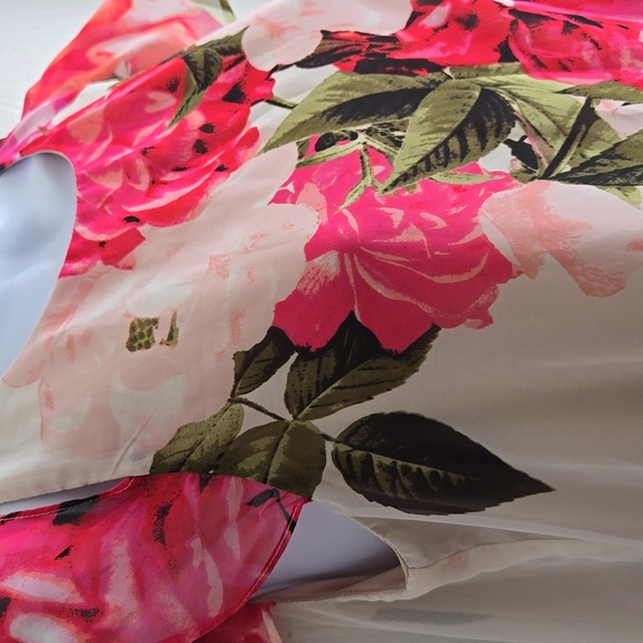 Eliza J | Floral Print Cold Shoulder Shift Dress - Picture 5 of 11